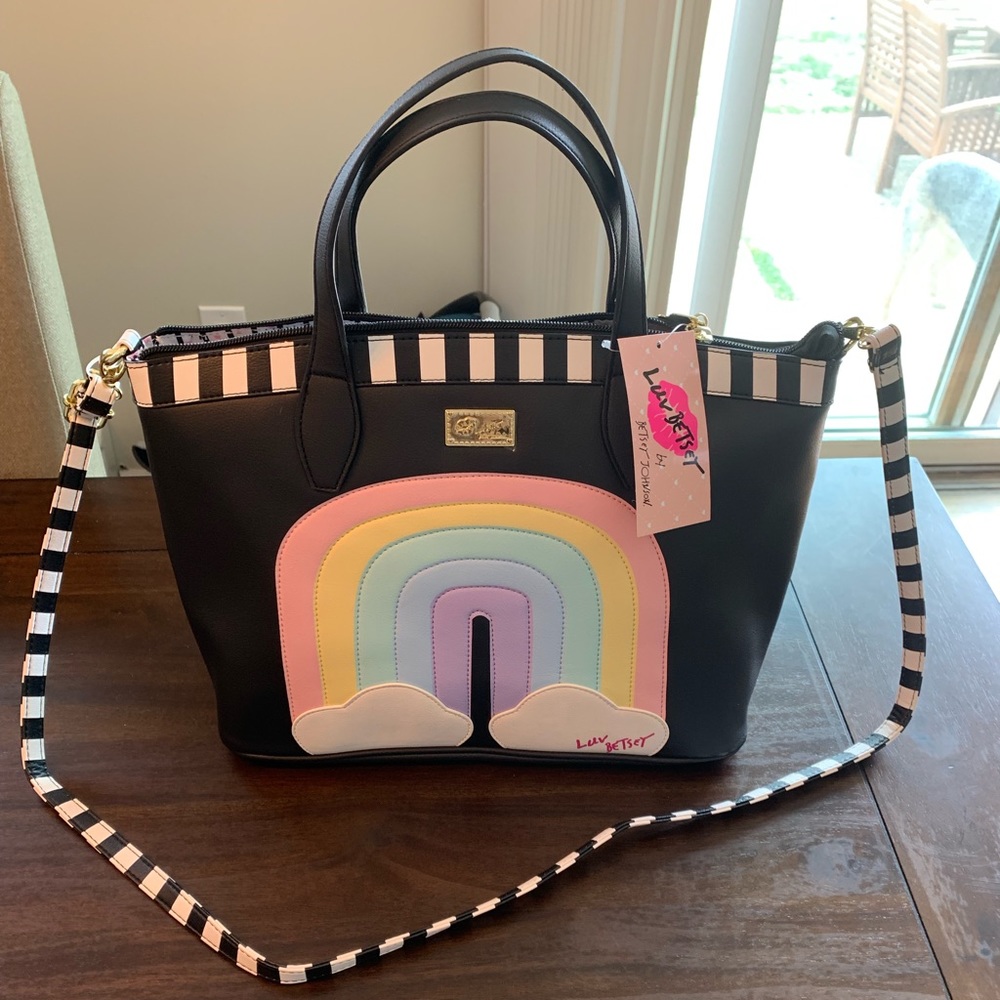 👛 NWT Luv Betsey Betsey Johnson Satchel